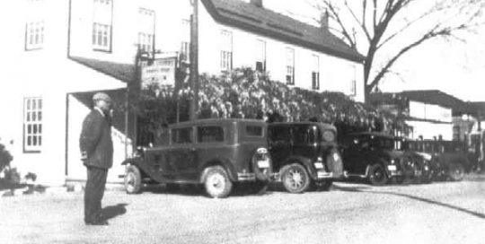 1930-1939 Hotel Calvert