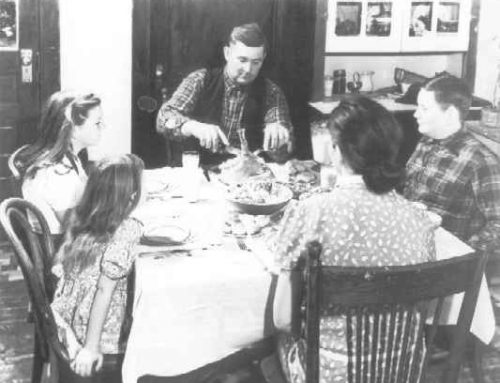 1940-1949 Dinner at farm table